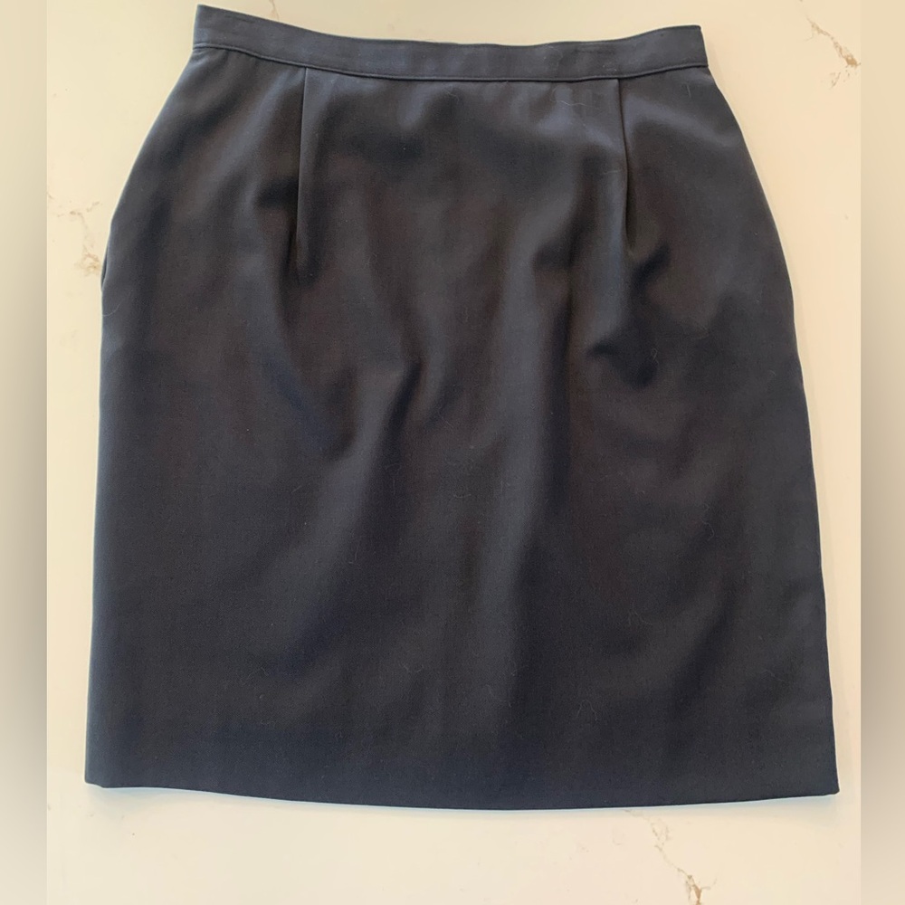 Vintage 90’s Gray Mini Skirt Wool Blend Size 12 With Pockets By Uniforms To You.